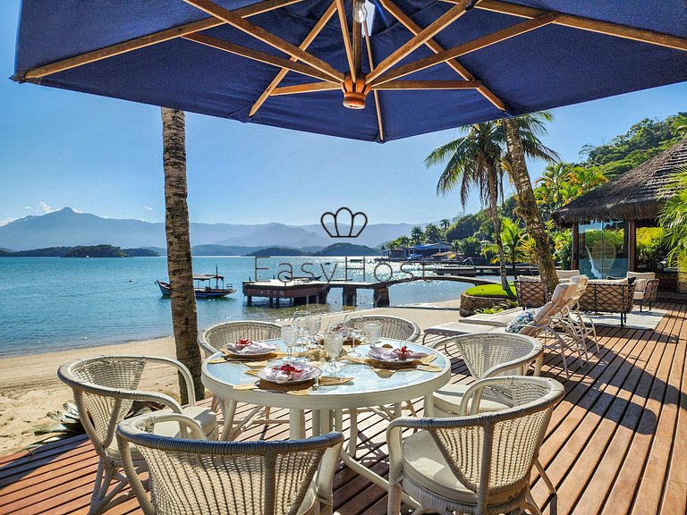 Aluguel de casa em Angra dos Reis com piscina e praia