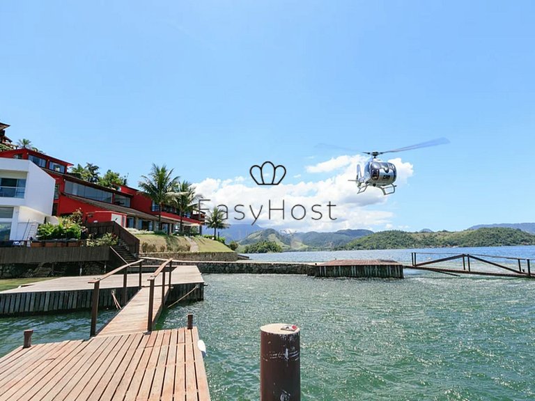 Casa a venda em Angra dos Reis com piscina