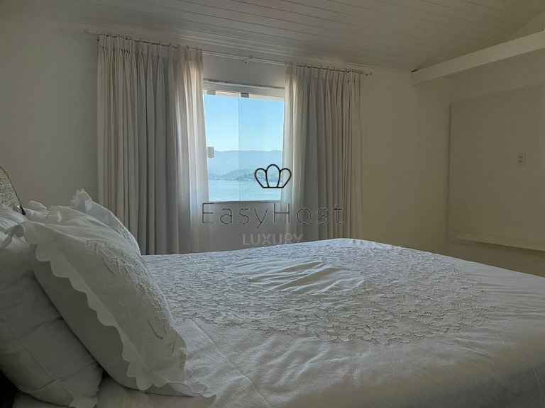 Casa beira mar à venda em Angra dos Reis