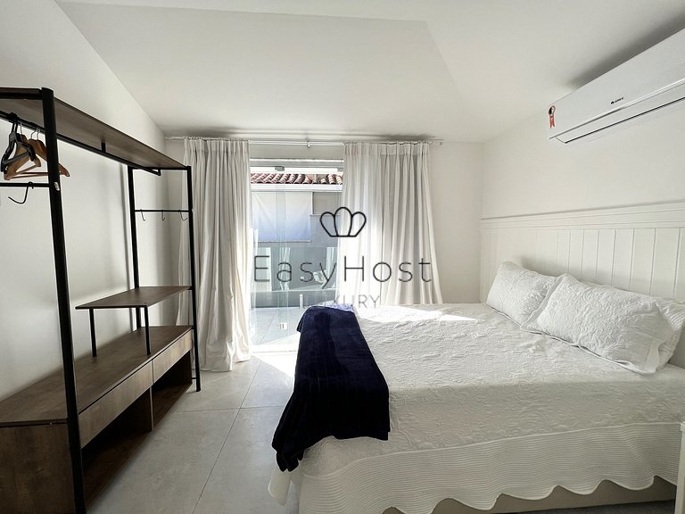 Casa beira mar à venda em Angra dos Reis