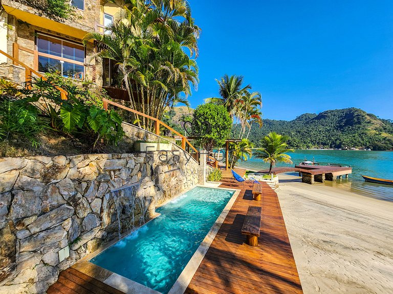 Aluguel de casa pé na areia em Angra dos Reis