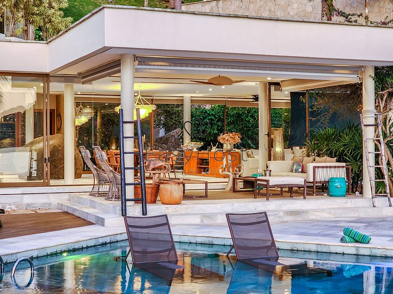 Aluguel de casa luxuosa em Angra dos Reis