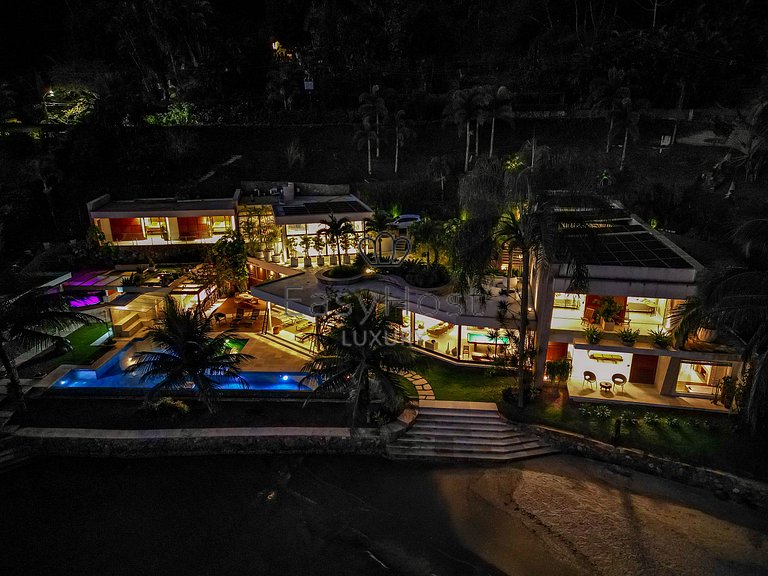 Aluguel de casa luxuosa em Angra dos Reis