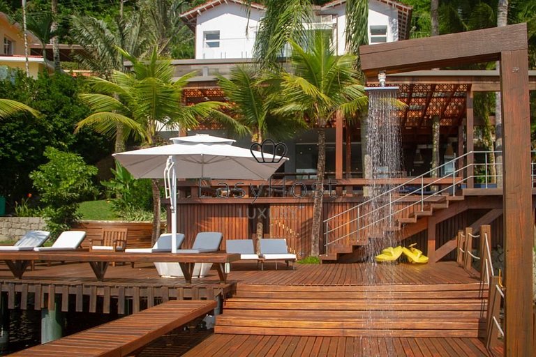 Aluguel de casa beira mar em Angra dos Reis