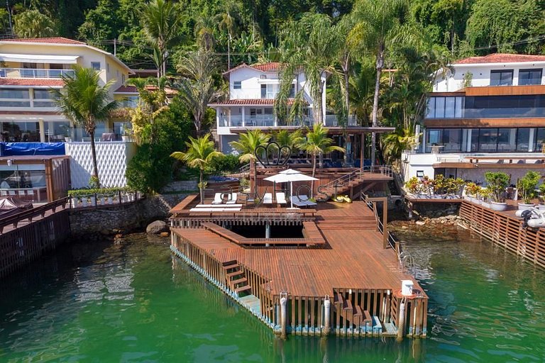 Aluguel de casa beira mar em Angra dos Reis