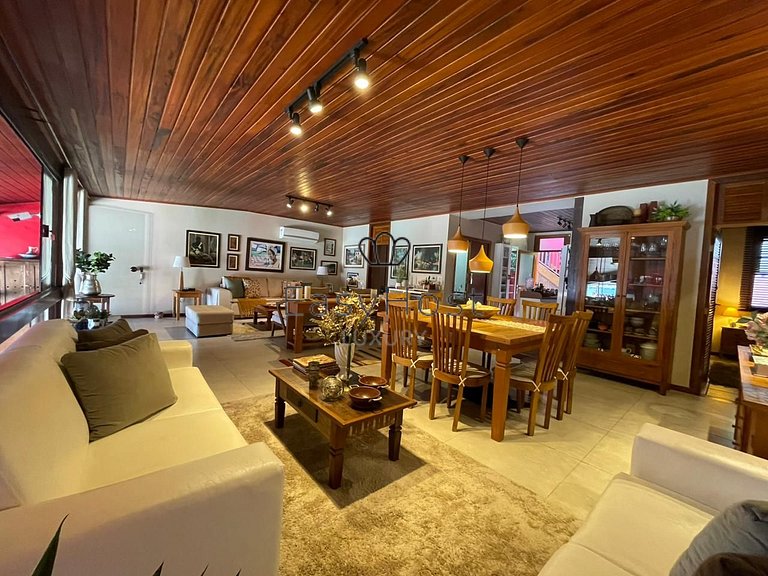 Casa de praia à venda em Angra dos Reis
