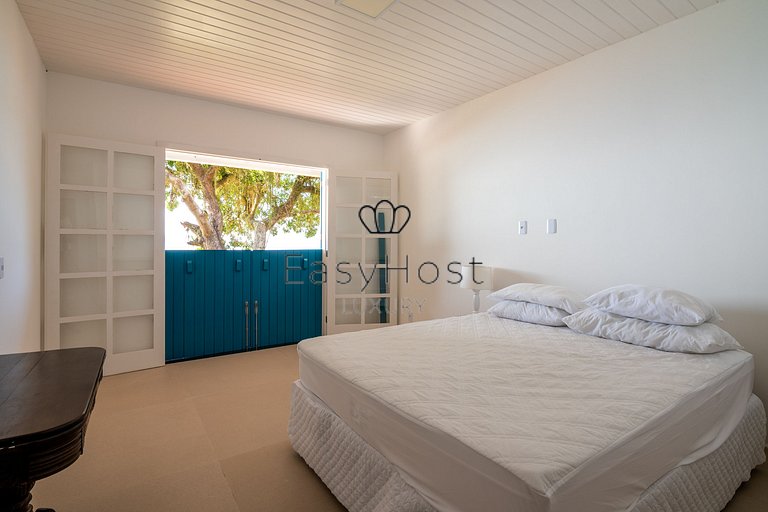 Casa à venda em Angra dos Reis com praia e sauna