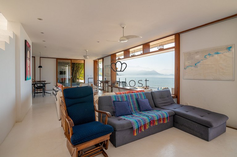 House for sale in Angra dos Reis with beach and sauna