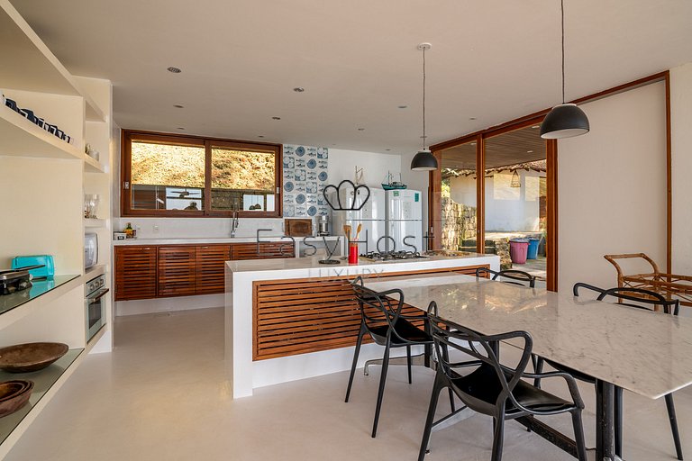 Casa a la venta en Angra dos Reis con playa y sauna