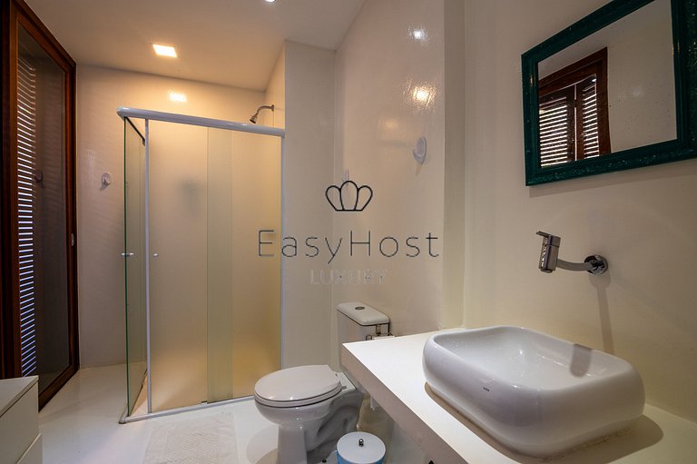 House for sale in Angra dos Reis with beach and sauna