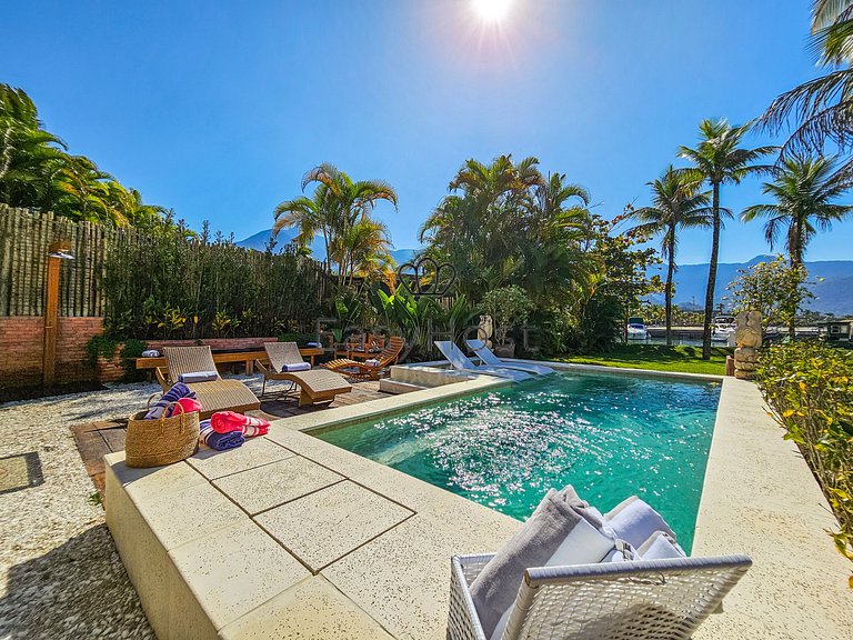 Casa para alugar em Angra dos Reis com piscina