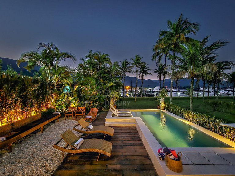 Casa para alugar em Angra dos Reis com piscina
