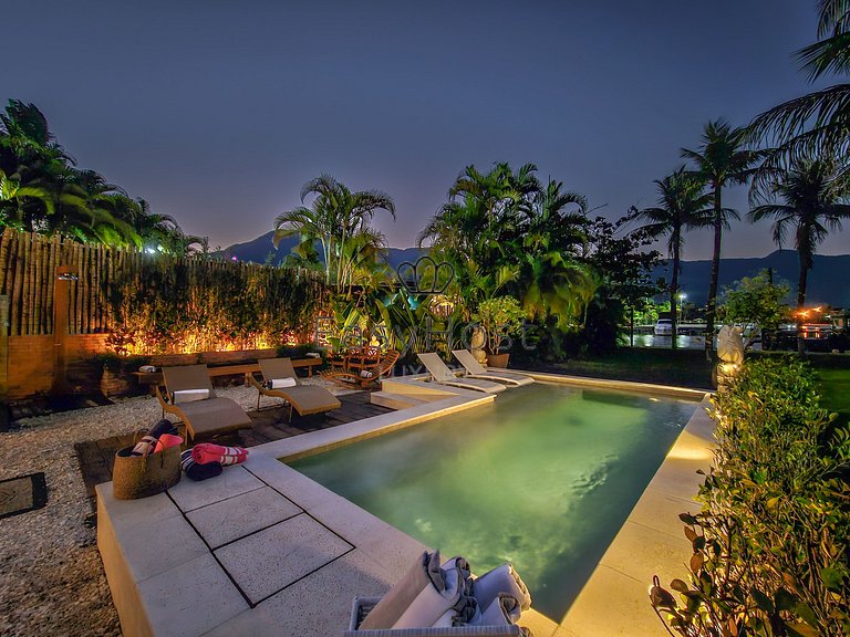 Casa para alugar em Angra dos Reis com piscina