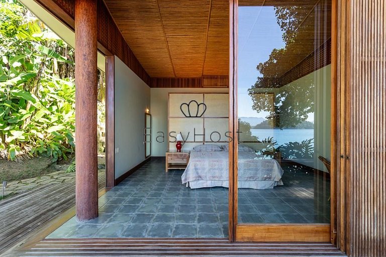 Casa de luxo pé na areia à venda Angra dos Reis frente mar