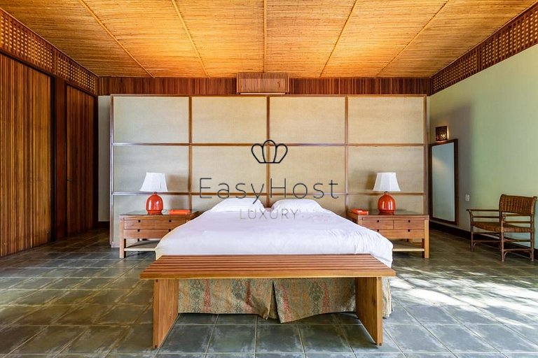 Casa de luxo pé na areia à venda Angra dos Reis frente mar