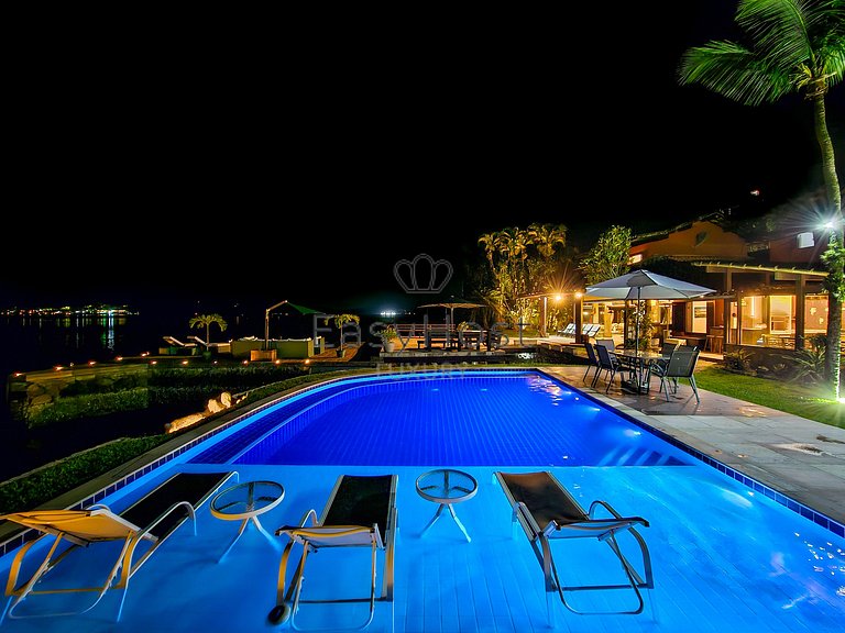 Aluguel de casa beira mar em Angra dos Reis