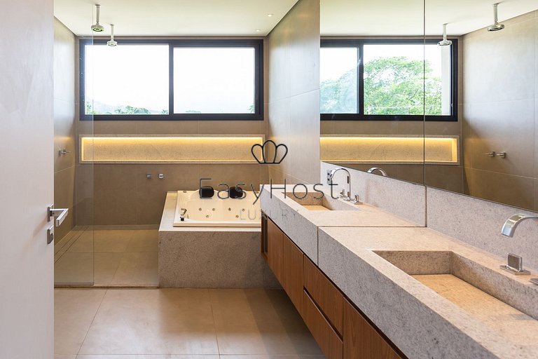 Luxury mansion for sale in Angra dos Reis
