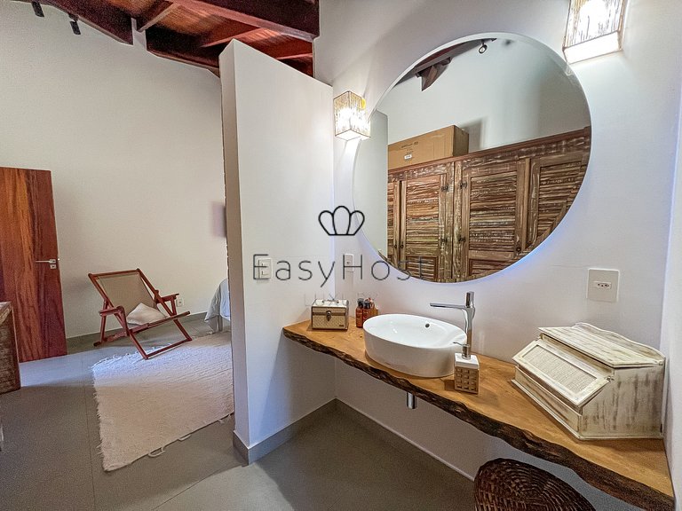 House for sale in Paraty with pool and gourmet area.