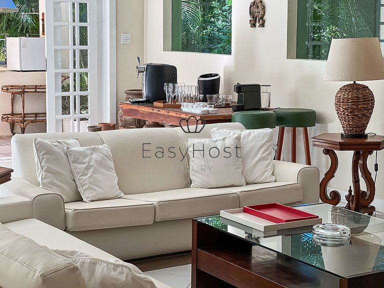 House for sale in Paraty with pool and gourmet area in exclu