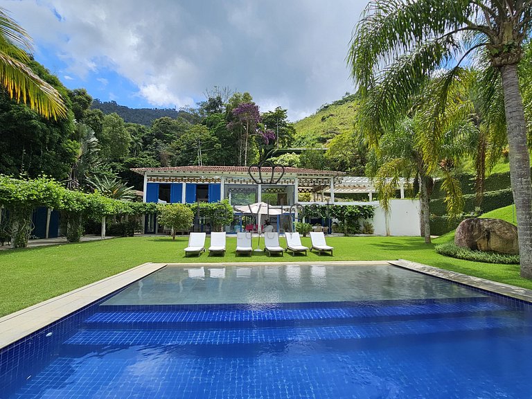 Casa à venda em Angra dos Reis no Condomínio Portogalo - Ang