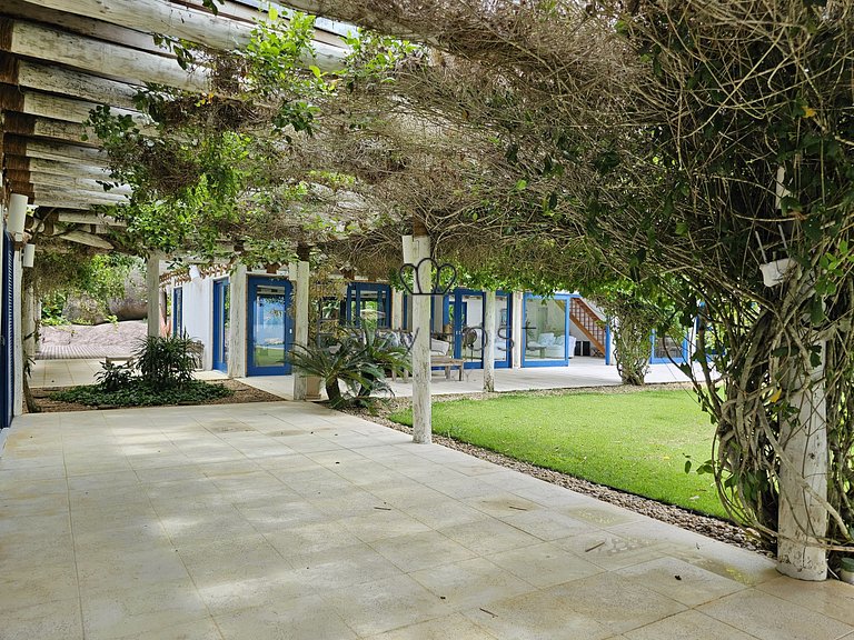 Casa en venta en Angra dos Reis en el Condominio Portogalo.