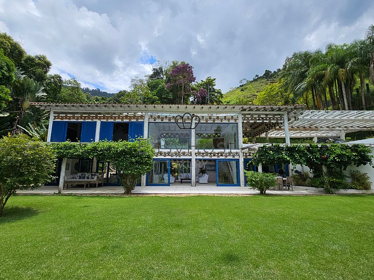 Casa en venta en Angra dos Reis en el Condominio Portogalo.
