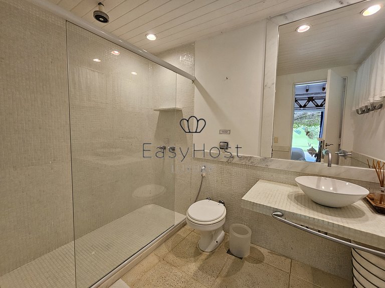 Casa en venta en Angra dos Reis en el Condominio Portogalo.