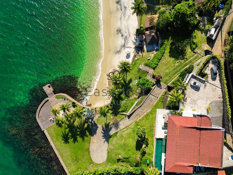 Aluguel de casa de luxo em Angra dos Reis piscina vista mar