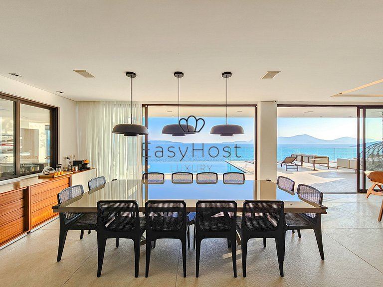 Luxury house for rent in Angra dos Reis with pool ocean view