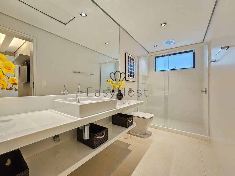 Luxury house for rent in Angra dos Reis with pool ocean view