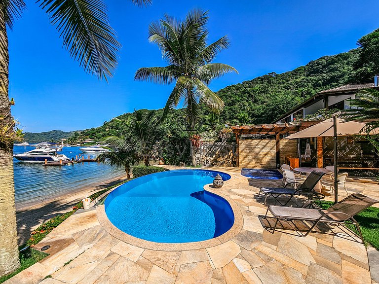 Aluguel de casa luxuosa em Angra dos Reis