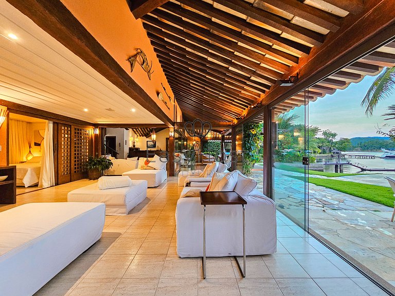 Aluguel de casa luxuosa em Angra dos Reis