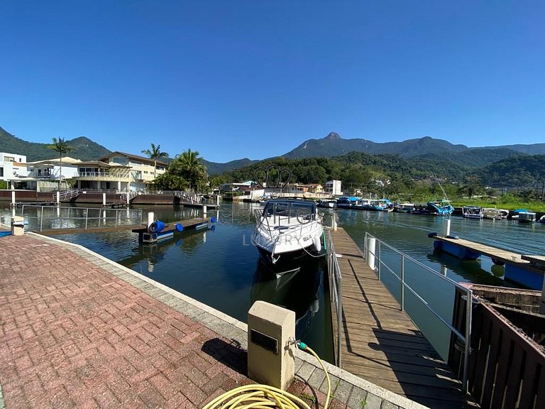 Casa para venda em Angra dos Reis na moringa do Frade - ANGV