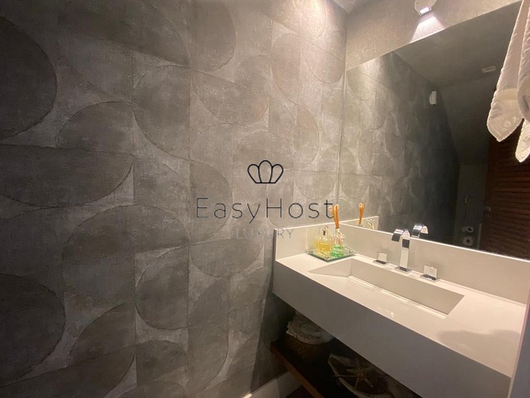 Casa en venta en Angra dos Reis en condominio cerrado.