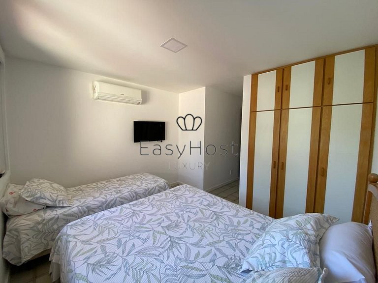 House for sale in Angra dos Reis in a gated community.