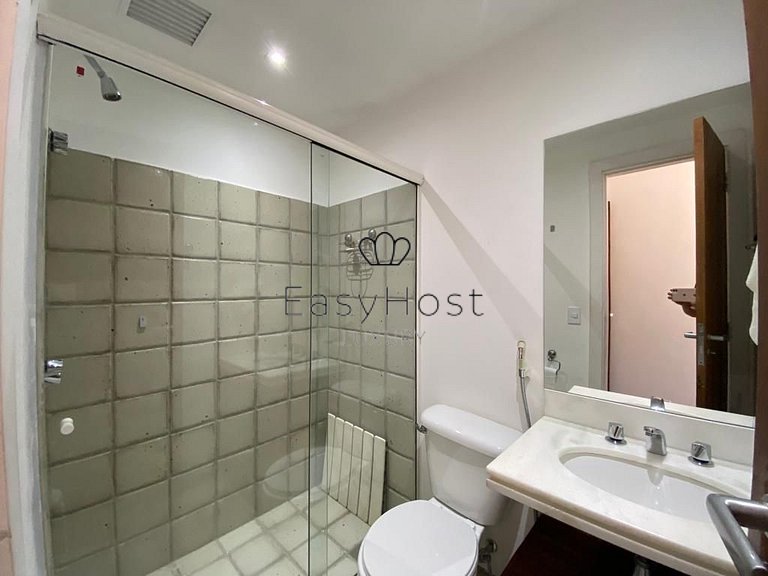 Casa en venta en Angra dos Reis en condominio cerrado.