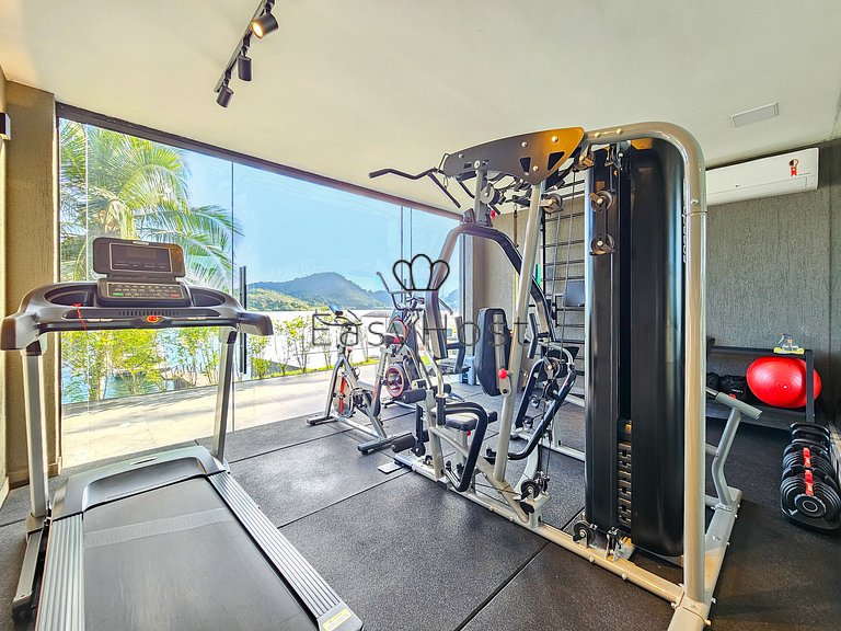 Casa de lujo frente al mar en alquiler en Angra dos Reis.