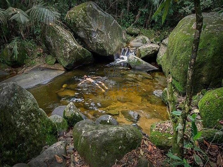 Apartamento à venta com varanda gourmet próximo ao Fasano