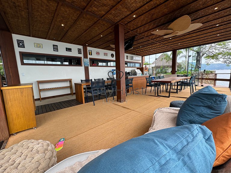 House for sale in Angra dos Reis with pool beach and hot tub