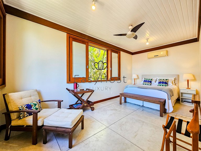 Casa para temporada em Angra com piscina pé na areia e sauna