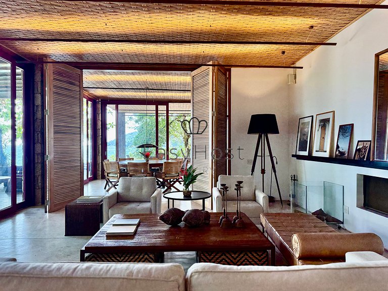 Casa de praia à venda no Portogalo com sauna, academia e vis