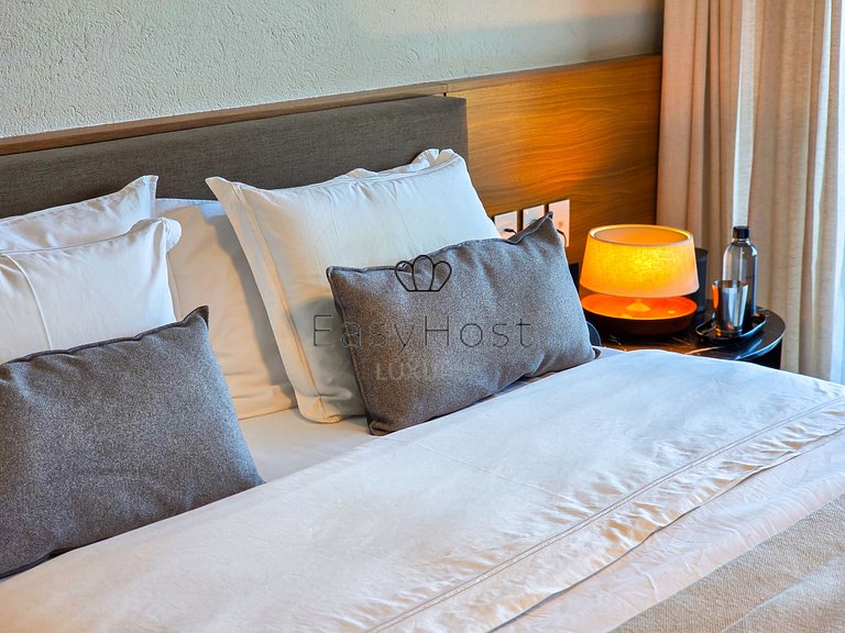 Luxurious mansion in Angra dos Reis, a haven of refinement.