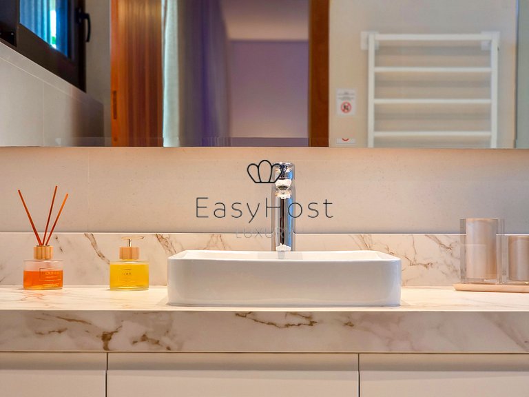 Lujosa mansión en Angra dos Reis, un remanso de refinamiento