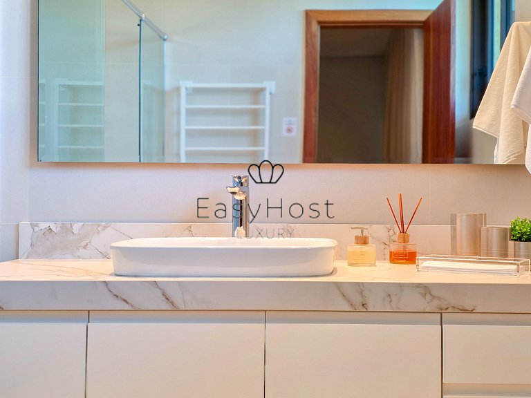 Mansão luxuosa em angra dos reis, um refúgio de requinte