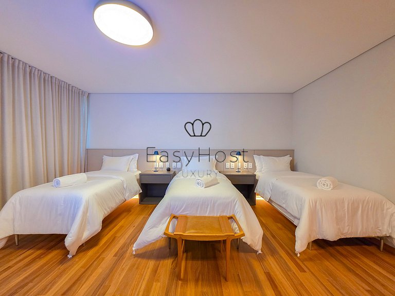 Luxurious mansion in Angra dos Reis, a haven of refinement.