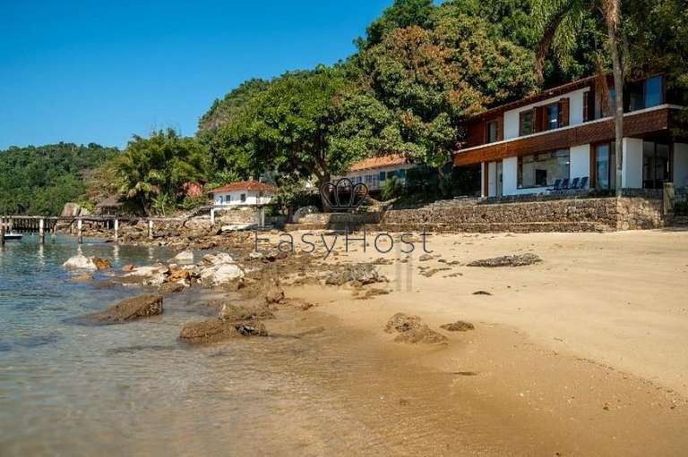 Casa à venda Pé na Areia em Ilha Privativa em Angra dos Reis