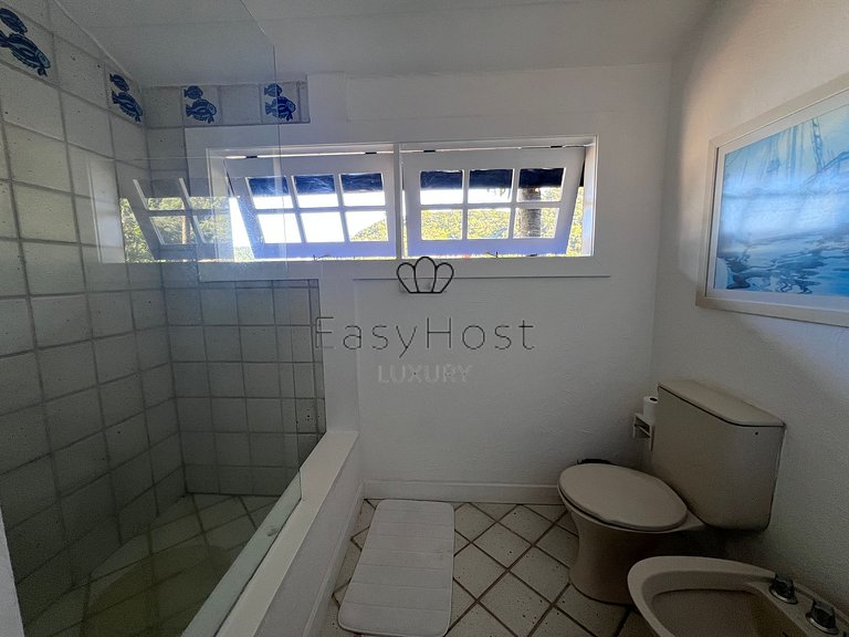 Luxury beachfront mansion in Angra dos Reis