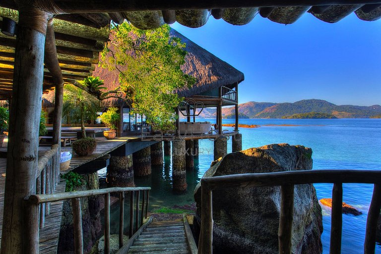 Private and luxurious island for sale in Angra dos Reis.