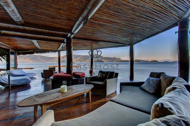 Isla privada y lujosa en venta en Angra dos Reis.