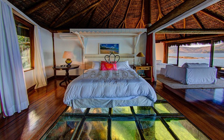Isla Privada en Angra – Casa con 5 Suites, Muelle, Playa y E